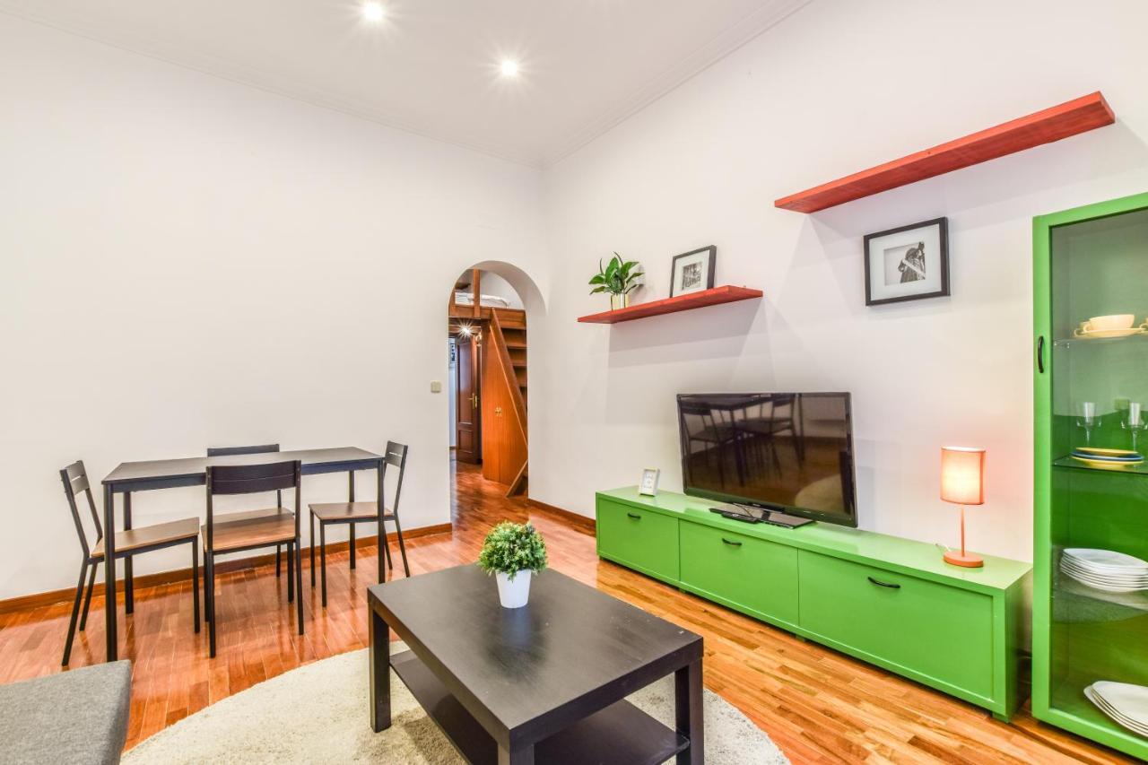 Apartamento Puente De Segovia Appartamento Madrid Esterno foto