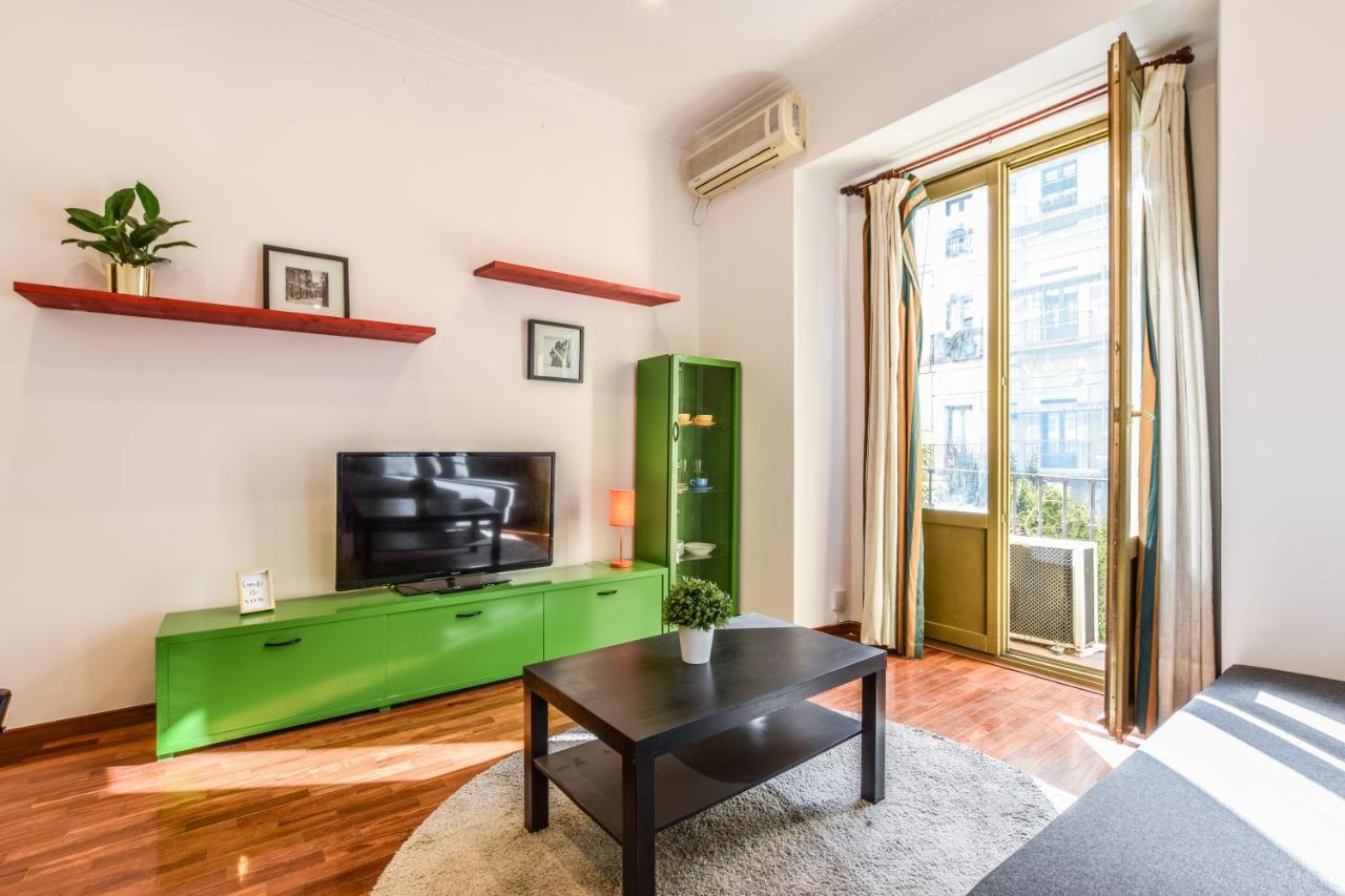 Apartamento Puente De Segovia Appartamento Madrid Esterno foto