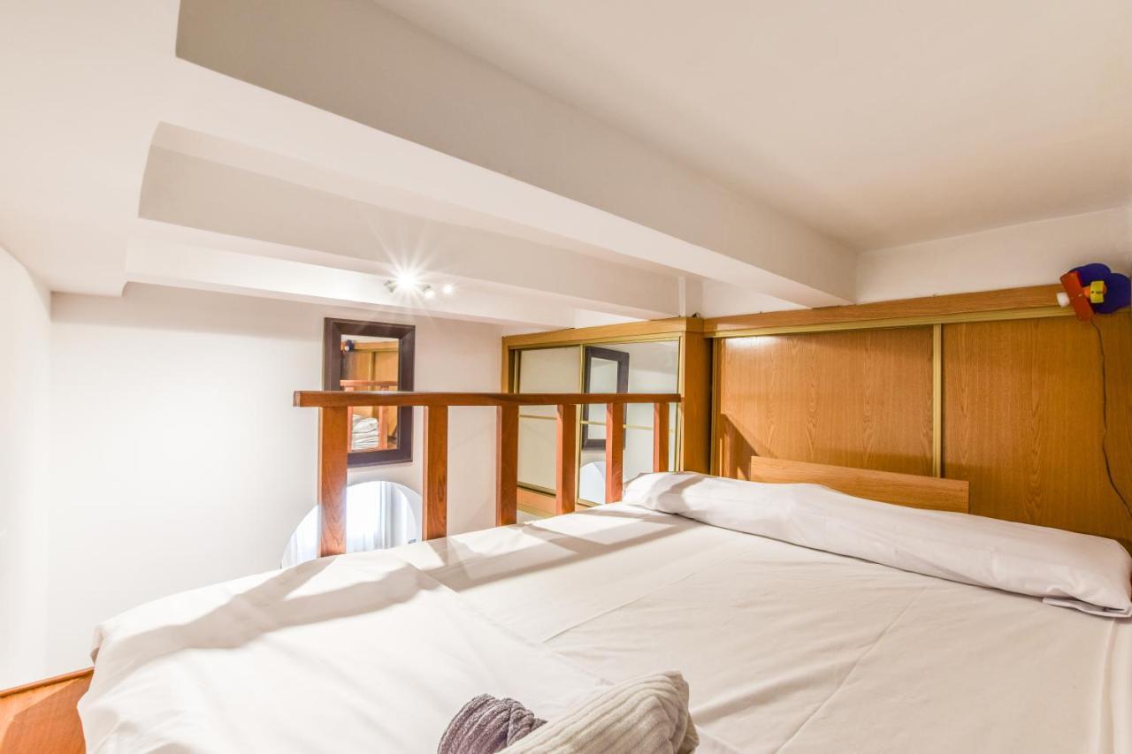 Apartamento Puente De Segovia Appartamento Madrid Esterno foto