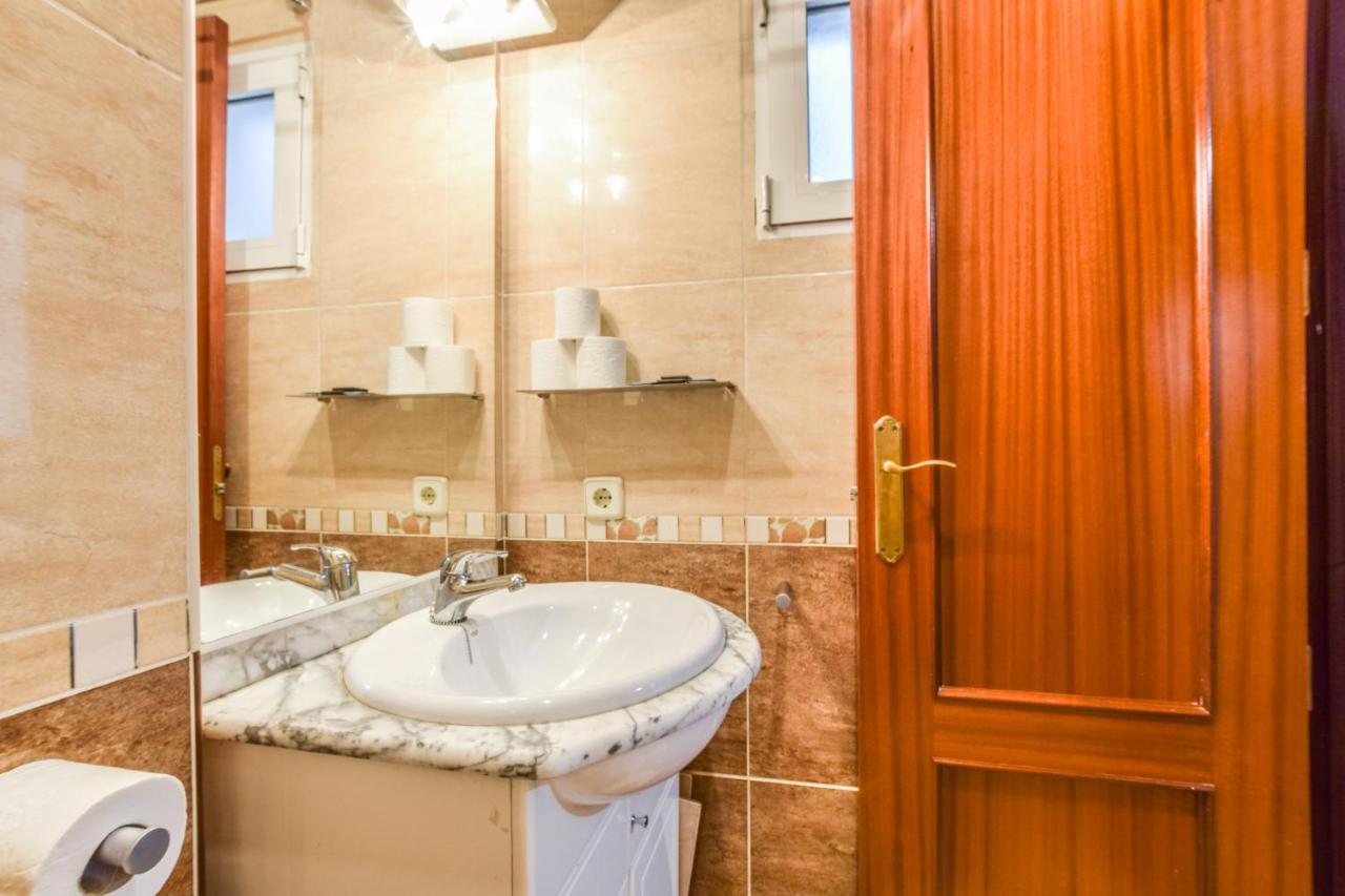 Apartamento Puente De Segovia Appartamento Madrid Esterno foto