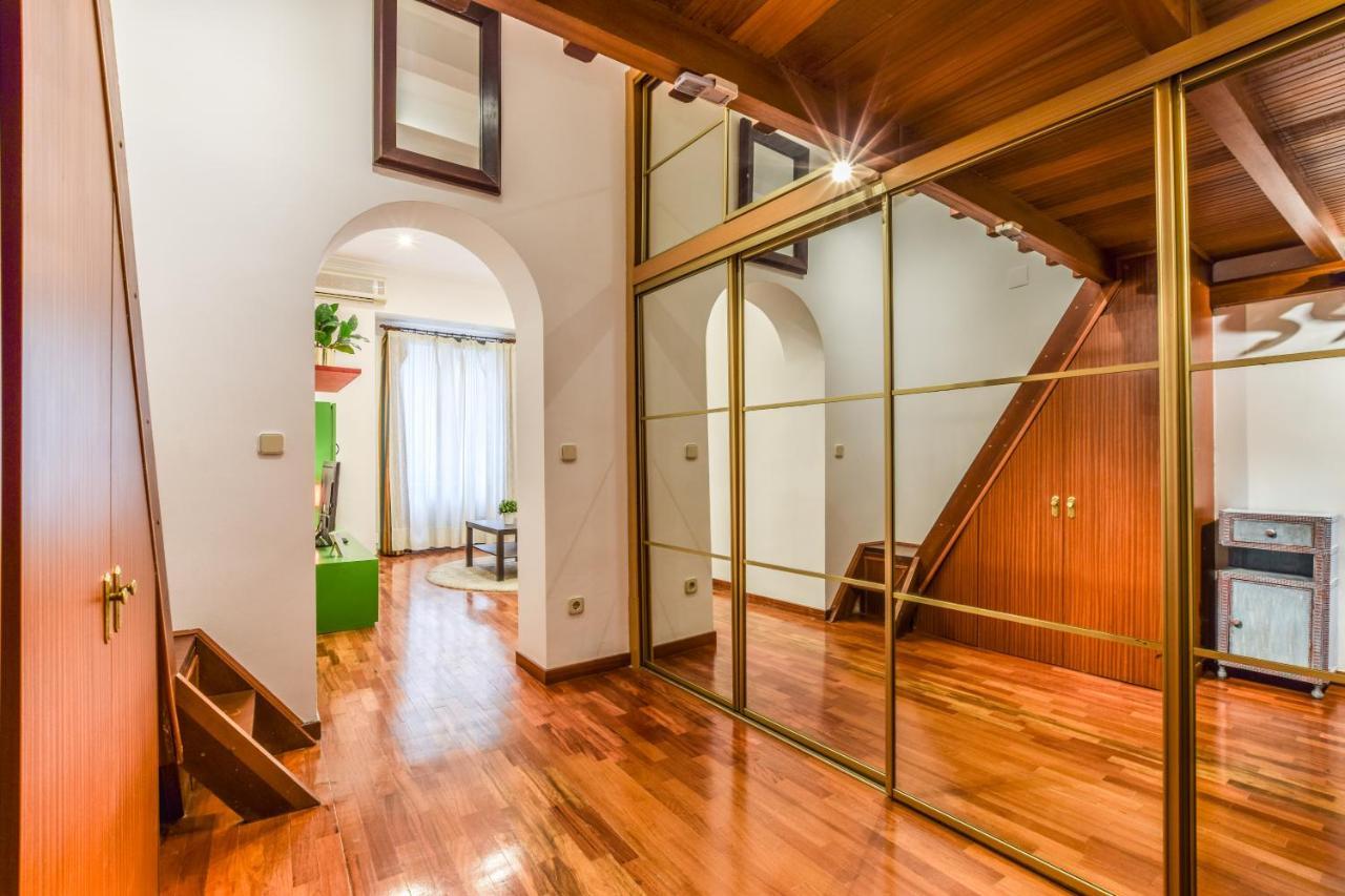 Apartamento Puente De Segovia Appartamento Madrid Esterno foto