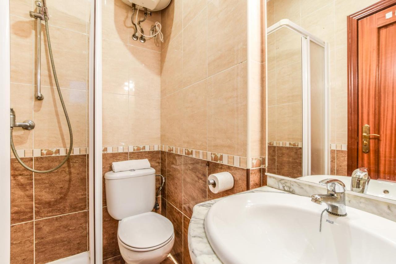 Apartamento Puente De Segovia Appartamento Madrid Esterno foto